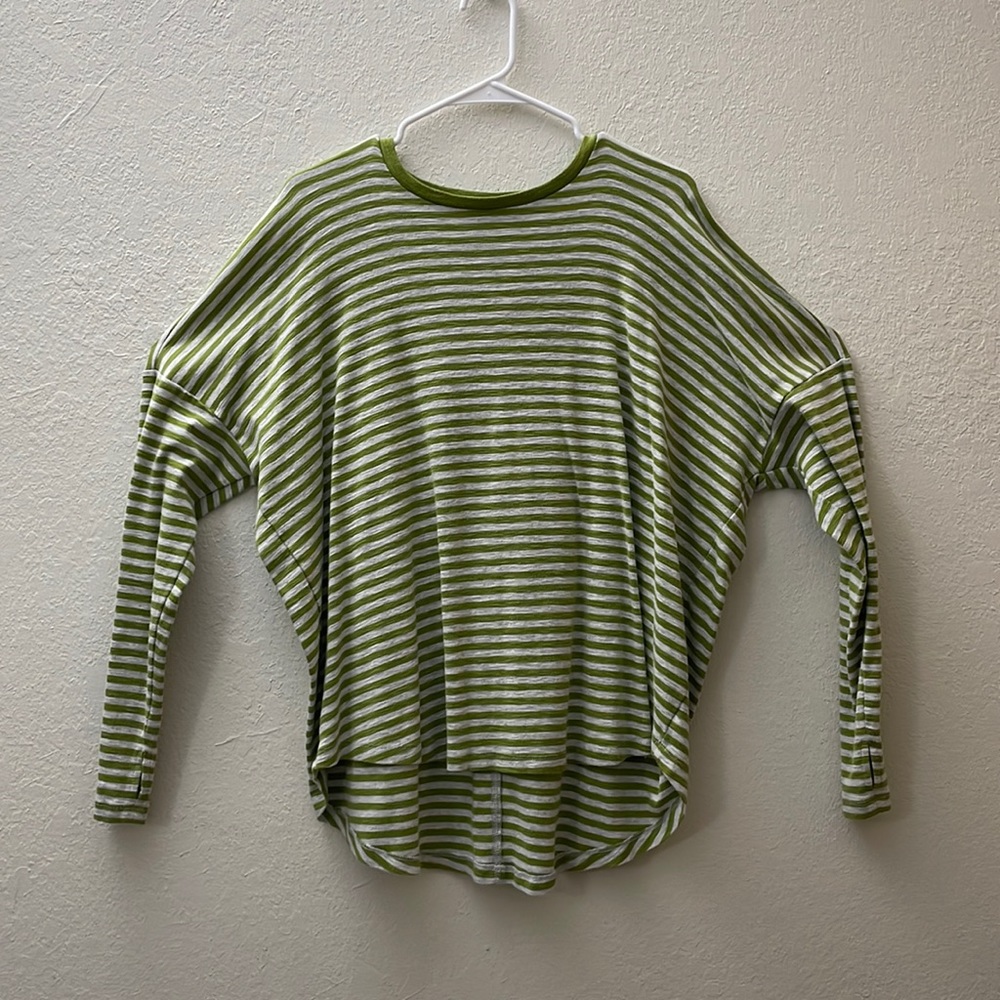 NWOT Aerie Long Sleeve Running Shirt